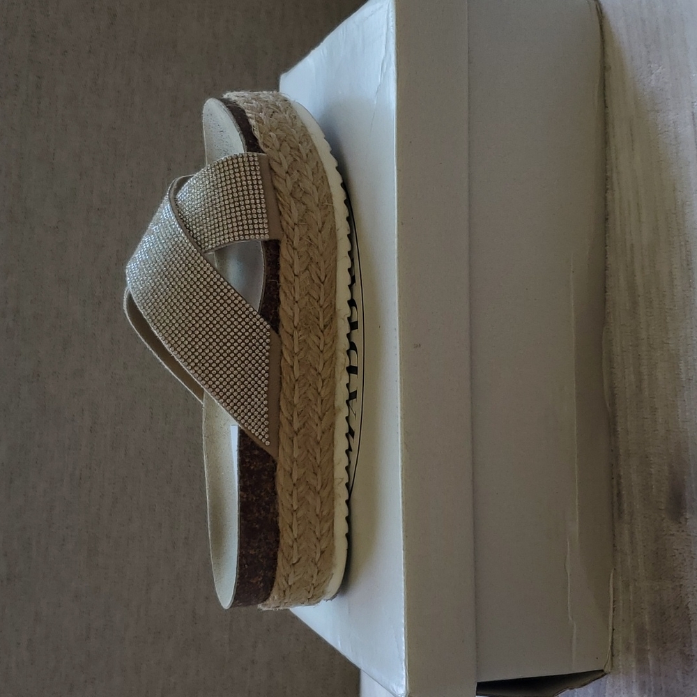 Steve Madden size 7 Arran rhinestone espadrille wedge sandals used condition